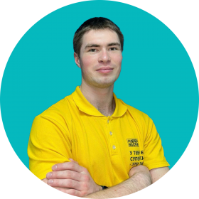 Эрик - КИБЕРшкола программирования для детей, компьютерные курсы для школьников, начинающих и подростков - KIBERone г. Отрадное